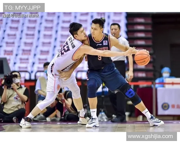 辽宁男篮对阵东莞赛事直播精彩瞬间回顾与分析
